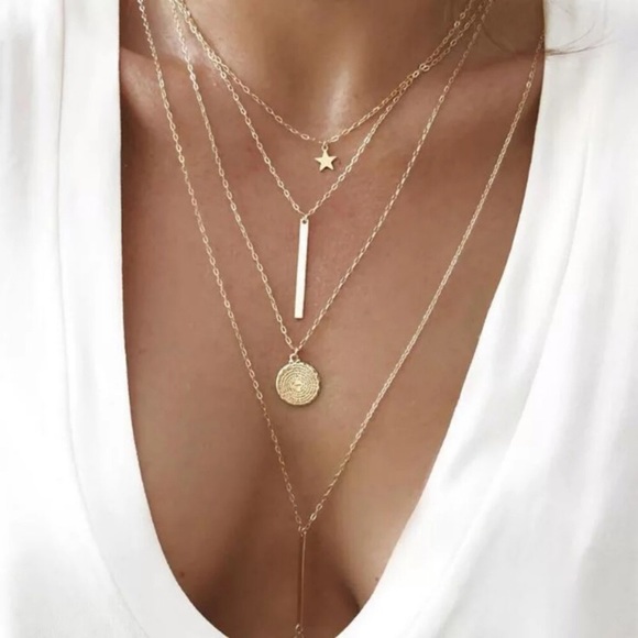 Jewelry - LAST ONE Dainty Layered Necklace
